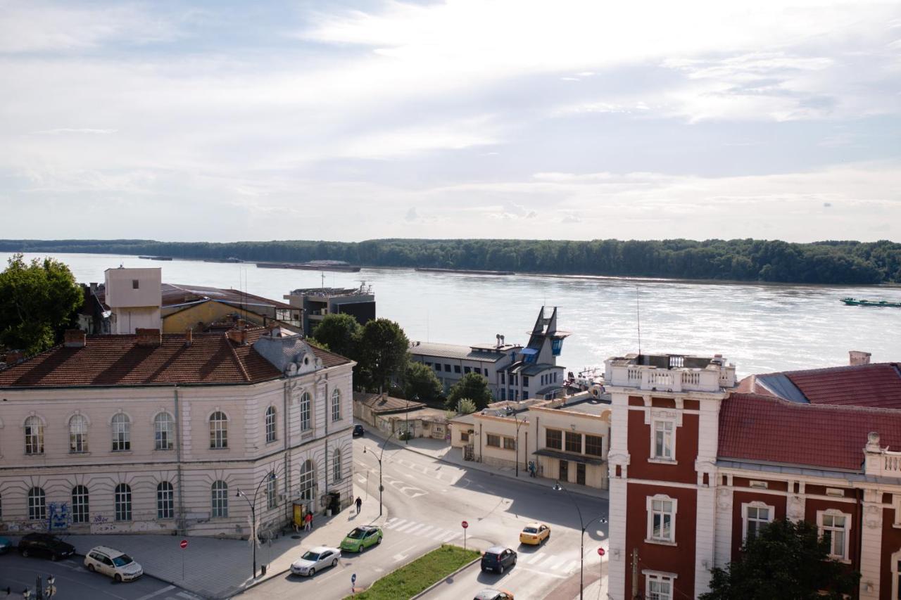 Anna Palace