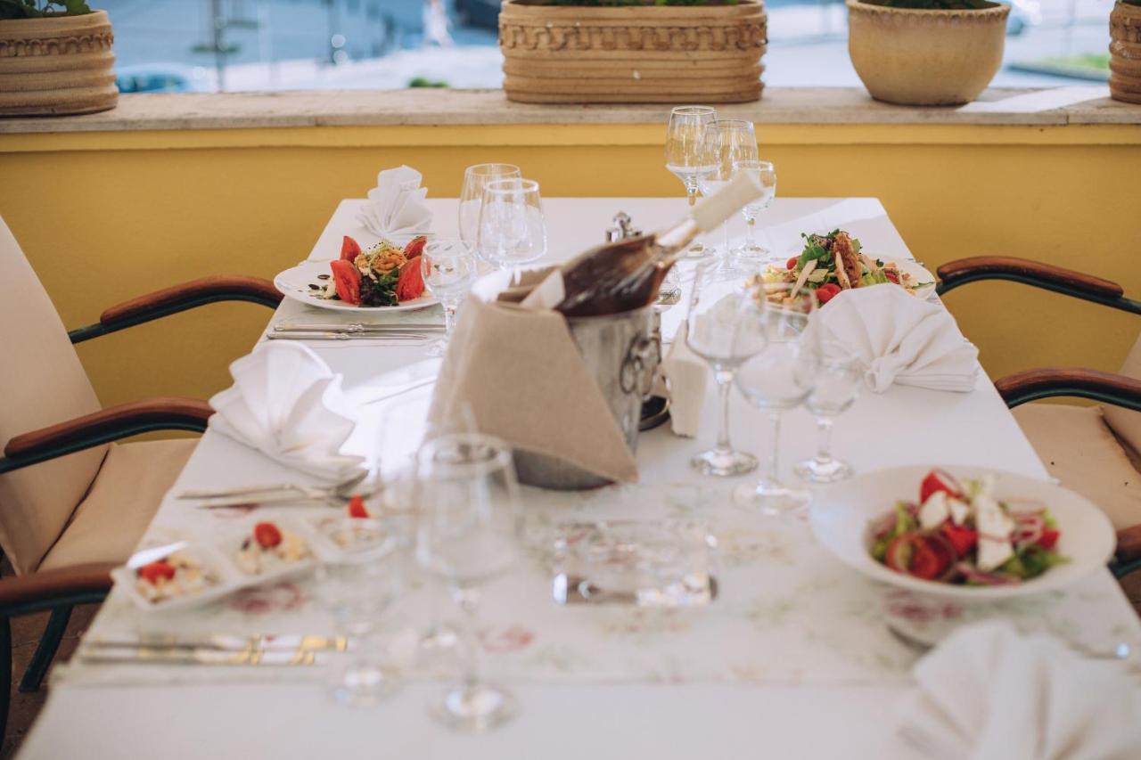Anna Palace Hotel 4*